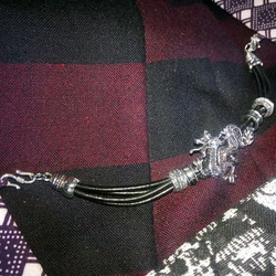 黒本革羽織紐 龍・ドラゴンモチーフシルバー金具使用 着物や浴衣の羽織