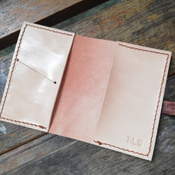 皮革護照盒 -  Nume皮革自然色·初始雕刻免運費 第6張的照片