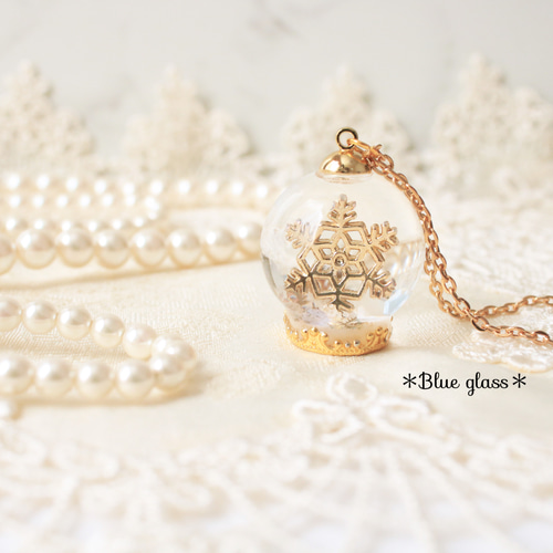 受注製作＊Hiver-雪の結晶を閉じ込めた小さなスノードームネックレス