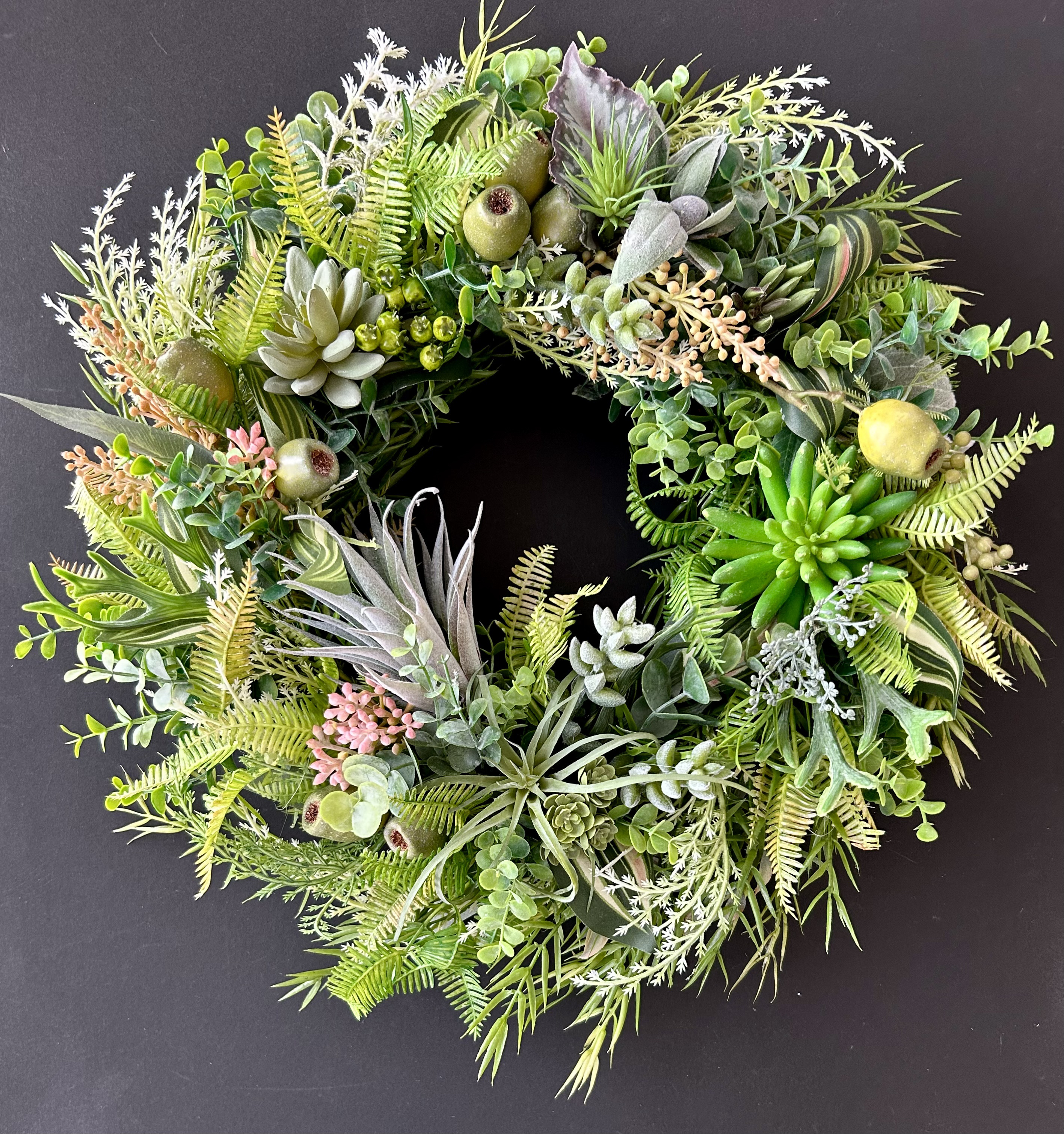 Green wreath plants
