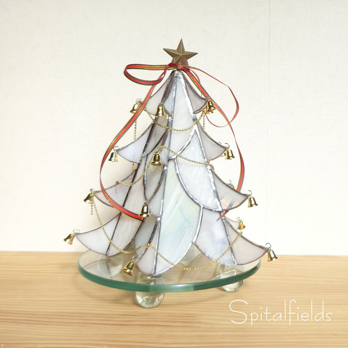 ステンドグラスのクリスマスツリー（白） クリスマスツリー
