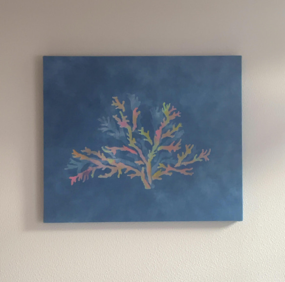 送料無料　"虹色の珊瑚"　藍染ファブリックアート 型摺り染 絞り染め　 1枚目の画像