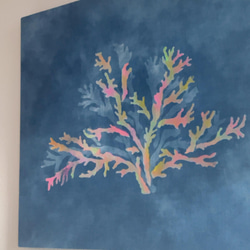 送料無料　"虹色の珊瑚"　藍染ファブリックアート 型摺り染 絞り染め　 2枚目の画像