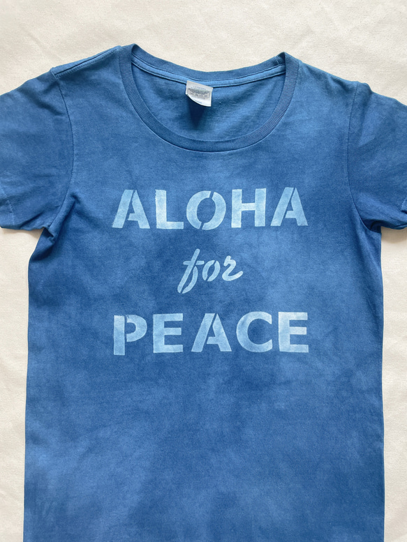 送料無料　ALOHA for PEACE 藍染メッセージTシャツ 鯨　平和のためのアロハ!  絞り染め 2枚目の画像