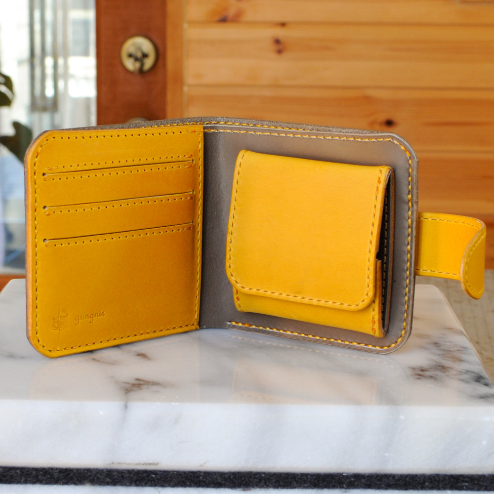 二つ折り財布　タイプA 15,466円