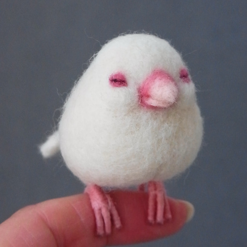 もちもちおねむな文鳥 手乗りorブローチ オーダーメイド可 羊毛
