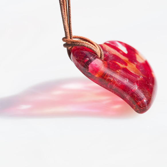 玻璃水滴「心[L][紅]」項鍊[可以選擇繩子的顏色和長度][定制]≪免運費≫ 第3張的照片