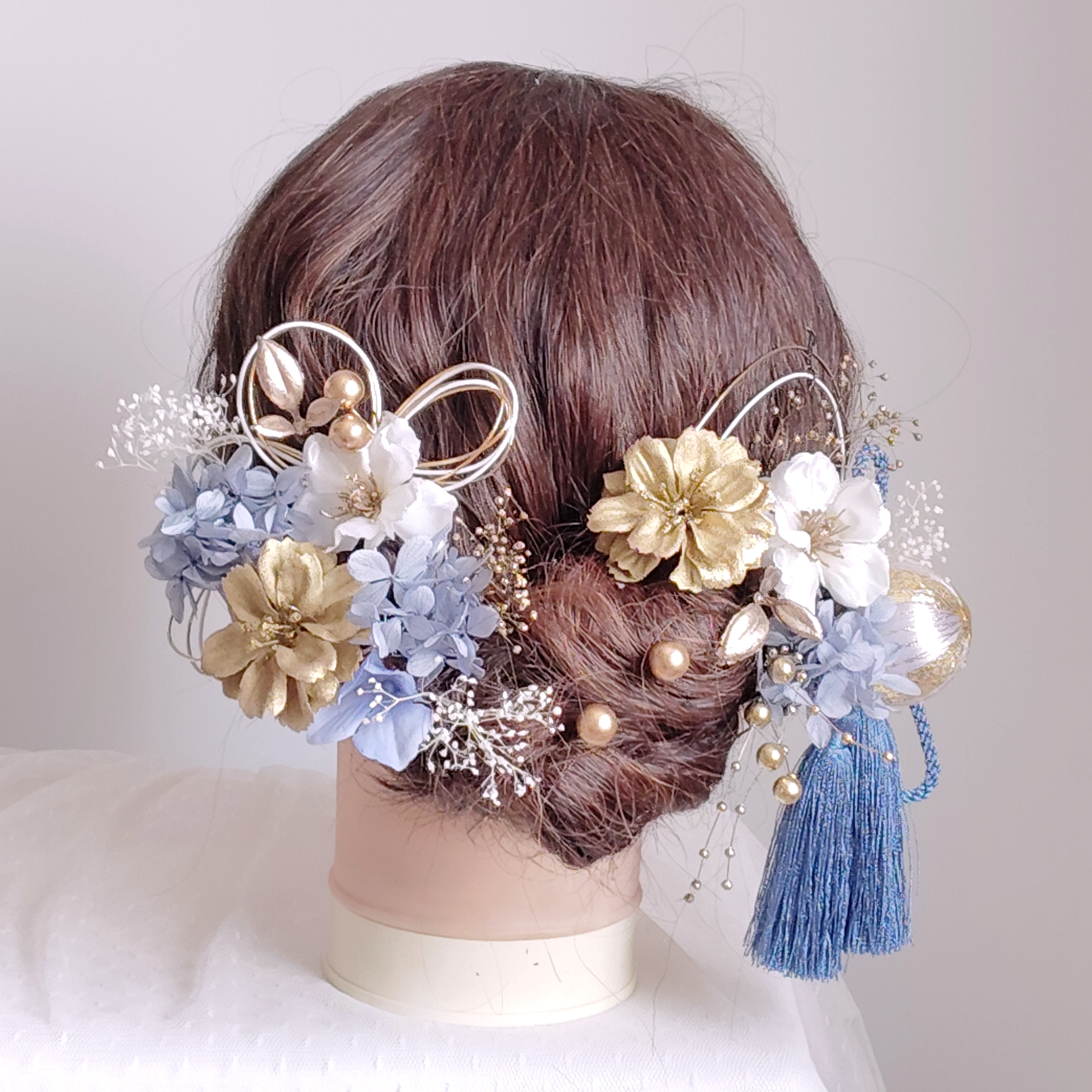小花とアップルブロッサムの髪飾り　枝垂れパール　パールシャワー　白無垢　色打掛　髪飾り　和装　成人式　結婚式　卒業式　袴