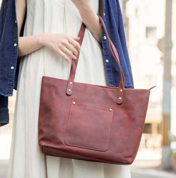 ★美品★aniary 本革 トートバッグ 縦型 ワインレッド A4可 肩掛け ☆美品☆aniary 本革 トートバッグ 縦型 ワインレッド A4可 肩掛け