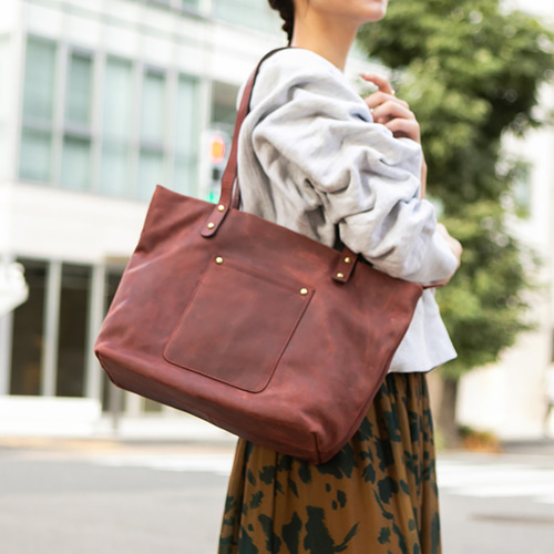 A4 トートバッグ 本革 肩掛け ギフト レディース メンズ ワインレッド HAB005 トートバッグ nitchmo - Hallelujah 通販|Creema(クリーマ) 2676070 A4 トートバッグ 本革 肩掛け ギフト レディース メンズ ワインレッド HAB005 トートバッグ nitchmo - Hallelujah 通販|Creema(クリーマ) 2676070