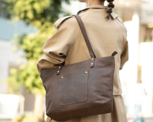 A4 トートバッグ 本革 肩掛け レディース メンズ ブラウン HAB005