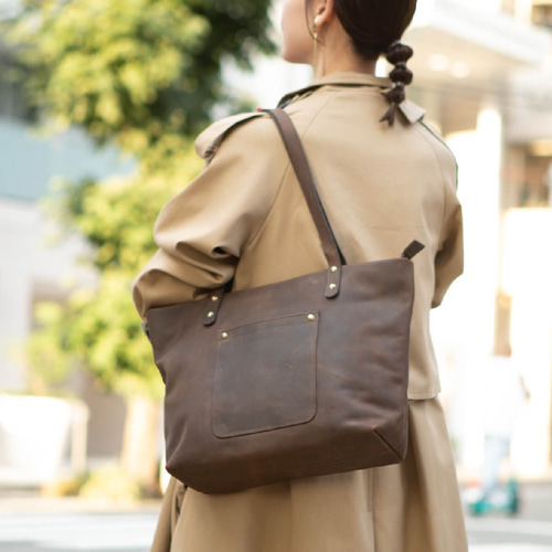 A4 トートバッグ 本革 肩掛け レディース メンズ ブラウン HAB005