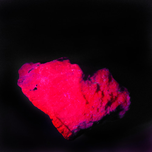 hhkk様　高品質　ルビー　大きめ　クラスター　原石　キラキラ　天然石 hhkk様 高品質 ルビー 大きめ クラスター 原石 キラキラ 天然石