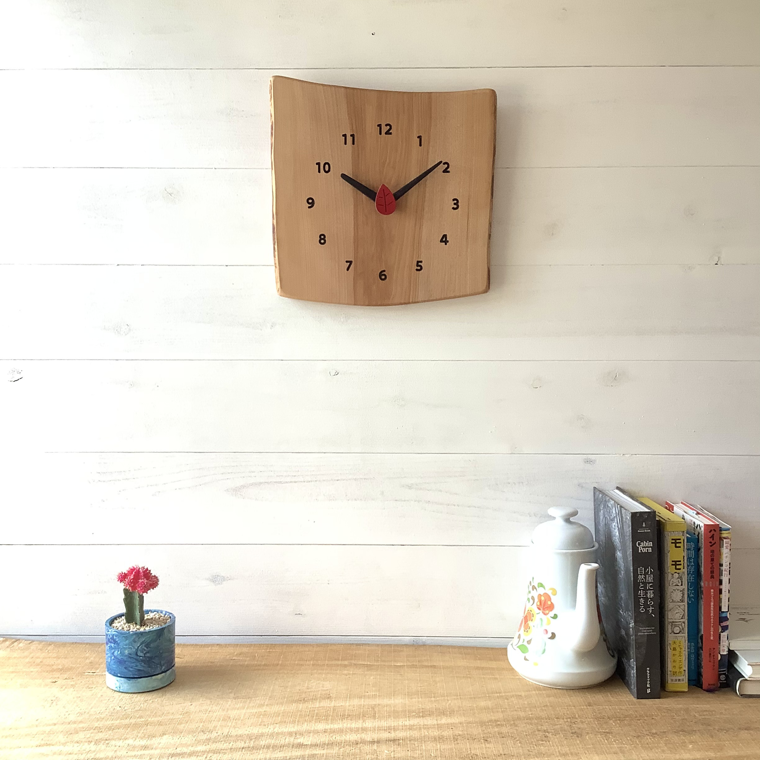 カツラ　森の掛け時計　桂　木の時計 9,940円