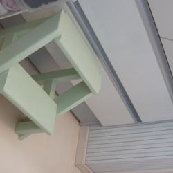 ハンドメイド家具　花台 踏み台　子供椅子　プランター台　ステップスツール　ミント色 2枚目の画像