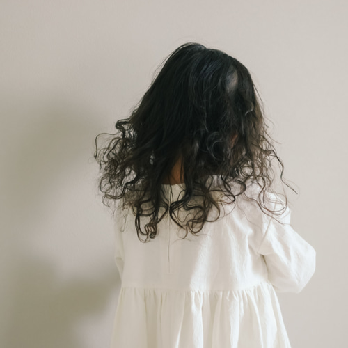 即納あり》生成りのナチュラルワンピース《80〜130cm》女の子