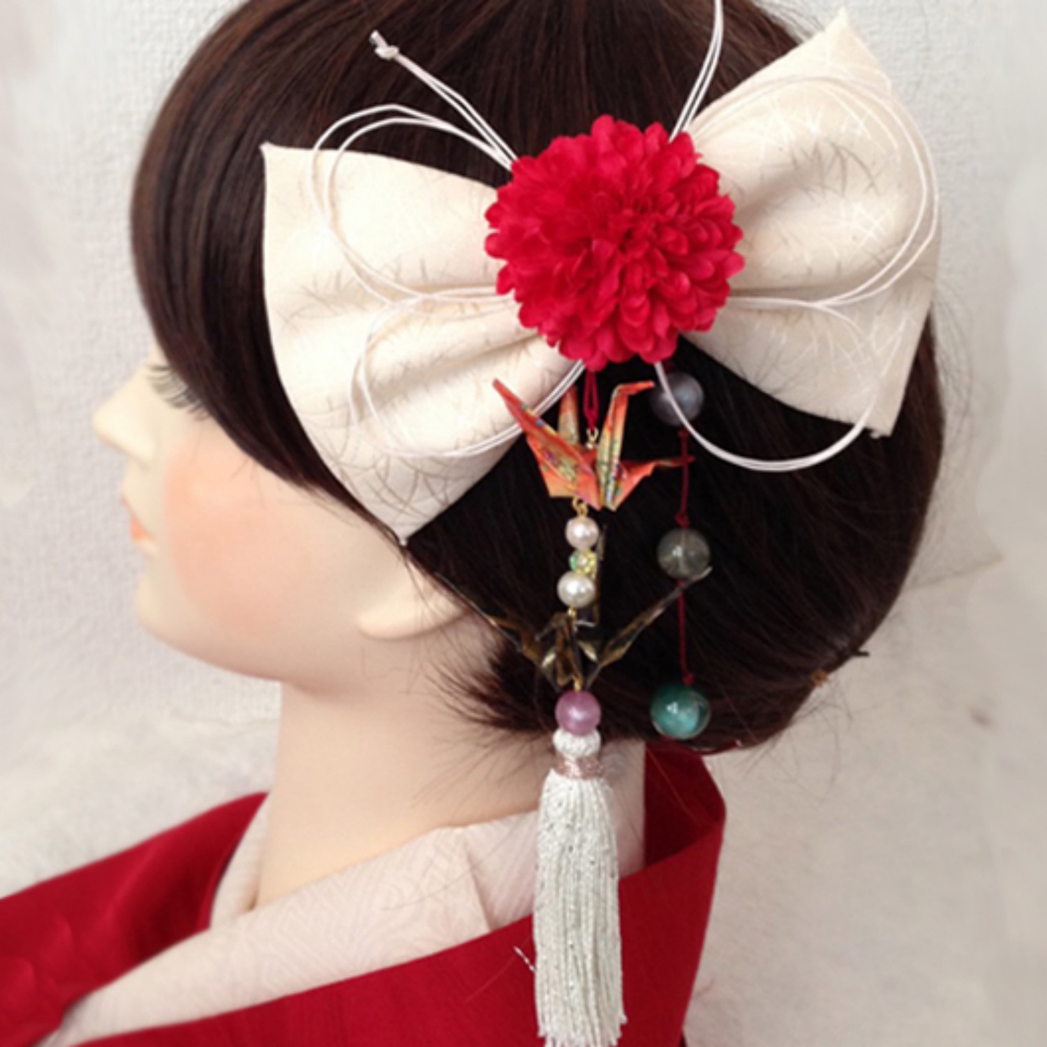 【送料無料】成人式　結婚式　髪飾り　リボン　白　和モダン　大正ロマンリボン　御祝い蝶々と鶴の和細工リボン【色変更可能】