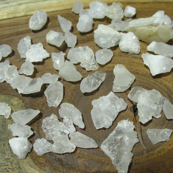 小サイズ限定2組水晶原石(白)ｻｲｽﾞMIX/5個で1個ﾌﾟﾚｾﾞﾝﾄ/t303/再販42○2379123 0717 1枚目の画像