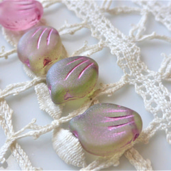 ミニ花びら　渋緑ピンク　チェコビーズCzech Glass Beads4個 2枚目の画像