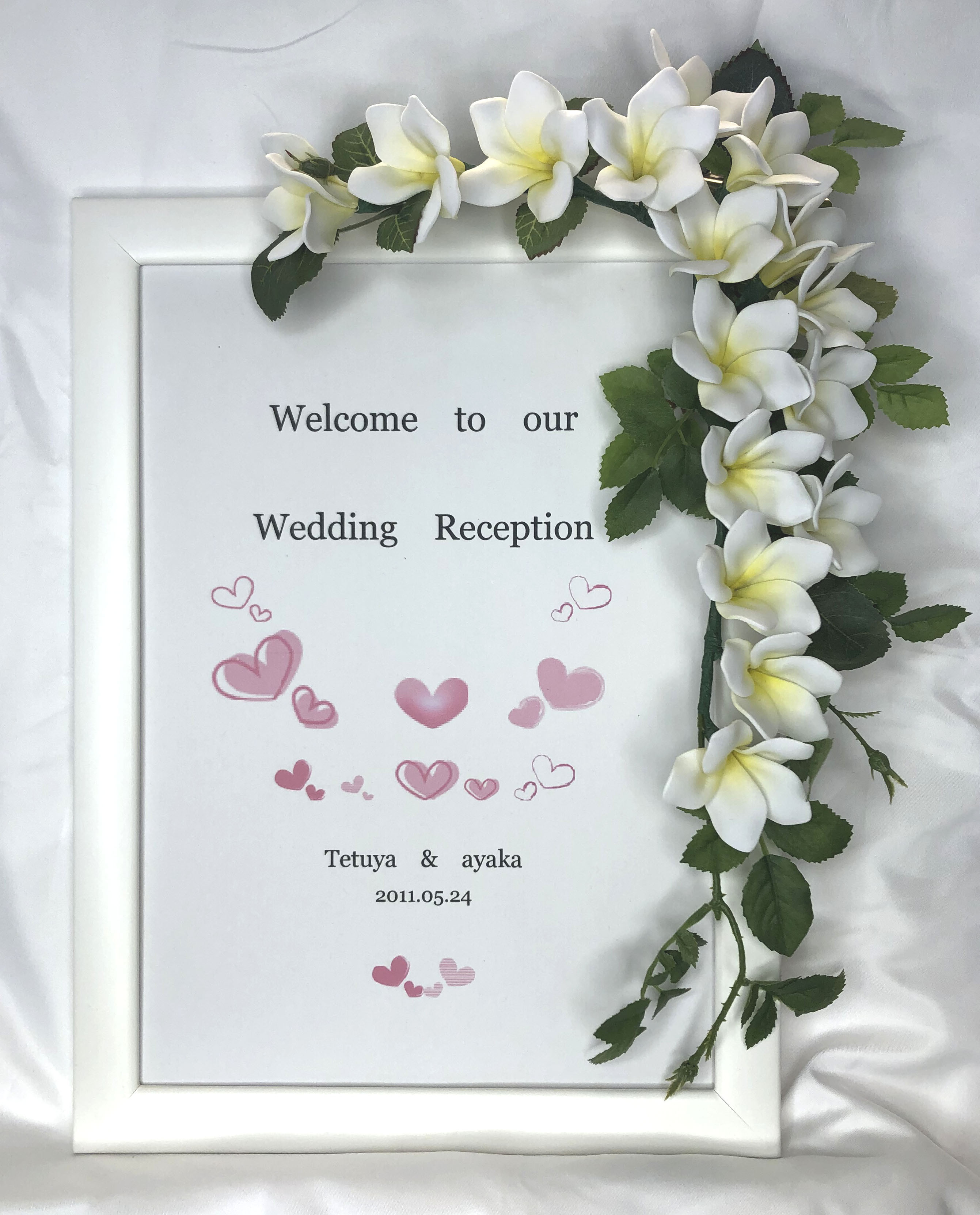 ☆再再販☆ホワイトプルメリアをたくさんちりばめたウェルカムボード装花