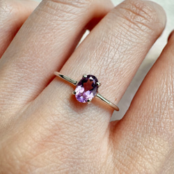 【ライトアメジストリング・2月誕生石・オーバルカット・シルバー925】優雅なパープルが指先を彩る天然石リング　華奢リング 10枚目の画像