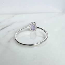 【ライトアメジストリング・2月誕生石・オーバルカット・シルバー925】優雅なパープルが指先を彩る天然石リング　華奢リング 12枚目の画像