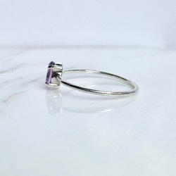 【ライトアメジストリング・2月誕生石・オーバルカット・シルバー925】優雅なパープルが指先を彩る天然石リング　華奢リング 11枚目の画像