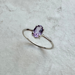 【ライトアメジストリング・2月誕生石・オーバルカット・シルバー925】優雅なパープルが指先を彩る天然石リング　華奢リング 8枚目の画像