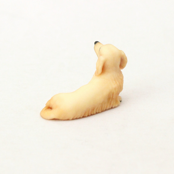 長毛微型臘腸犬雕像 第3張的照片
