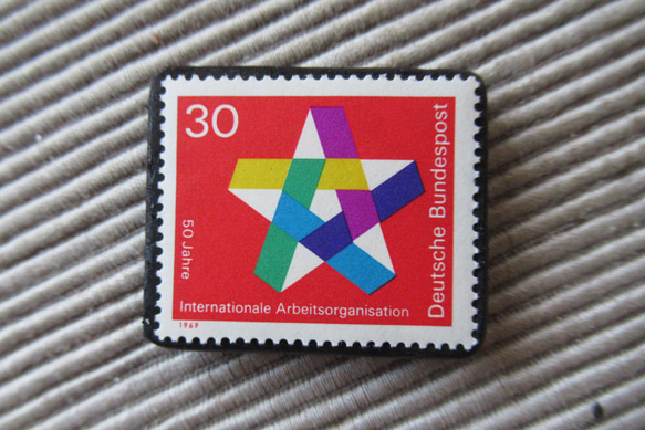 ドイツ　 切手ブローチ1453 1枚目の画像