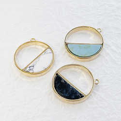 Resale [2 pieces] Space ~ 天然石綠松石 (Turquoise) 風格 Half Moon 黃金吊飾，零 第6張的照片