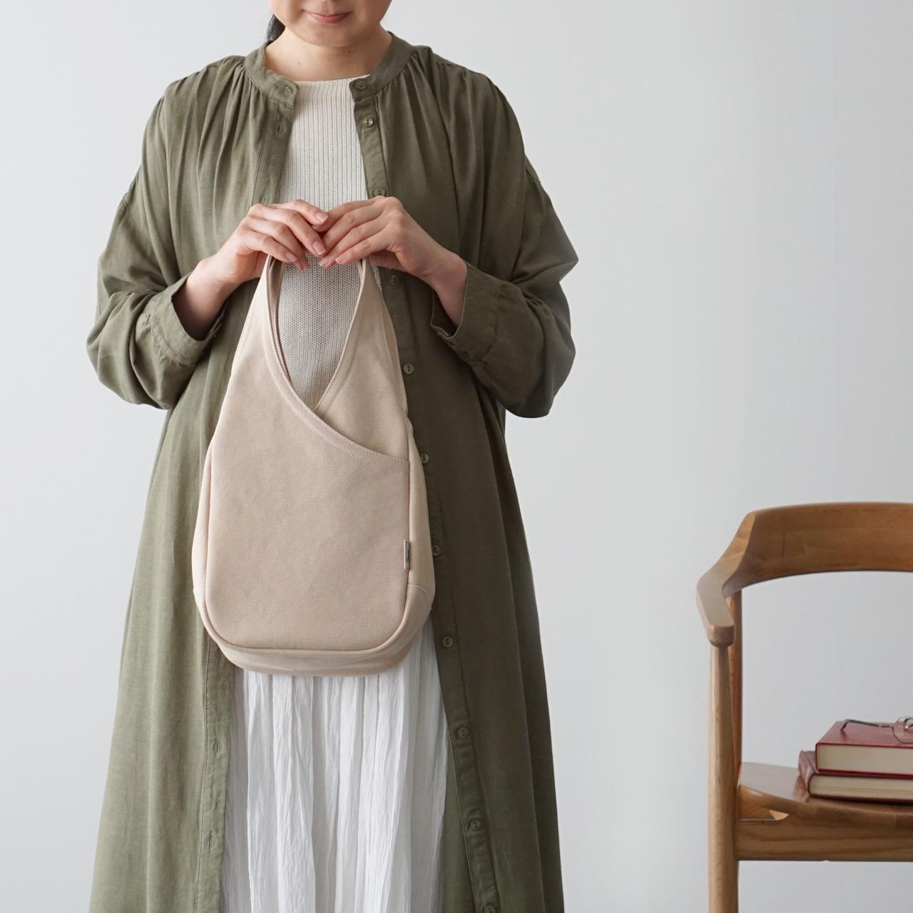 ドロップ (S) / アイボリー 【受注制作】 Trocco 帆布バッグ