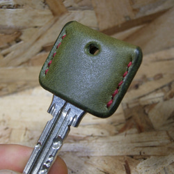 オリーブのキーカバー　エンジステッチ 4枚目の画像