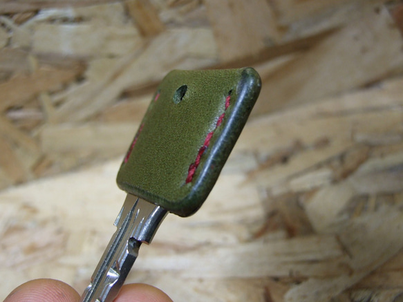 オリーブのキーカバー　エンジステッチ 6枚目の画像