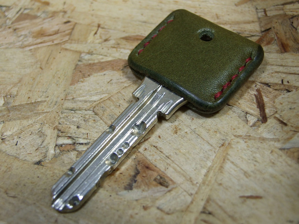 オリーブのキーカバー　エンジステッチ 8枚目の画像