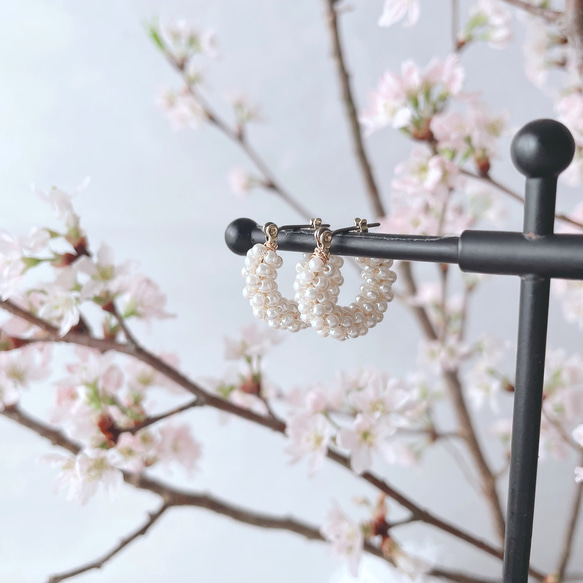 【お気に入り3000 】miniサイズ＊Winter pearl ピアス【定番人気】 2枚目の画像