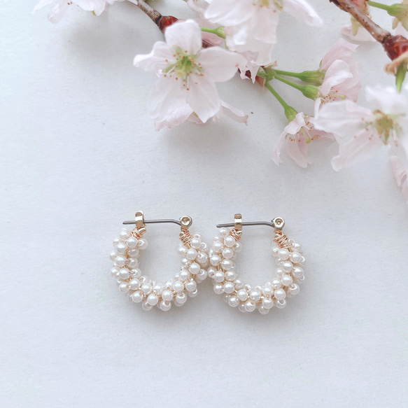 【お気に入り3000 】miniサイズ＊Winter pearl ピアス【定番人気】 1枚目の画像