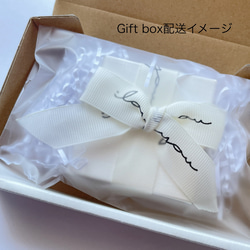 【お気に入り3000 】miniサイズ＊Winter pearl ピアス【定番人気】 12枚目の画像