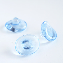 (3個) 12mm チェコ製 ヴィンテージガラスボタン オーバル 透明 ブルー 3枚目の画像