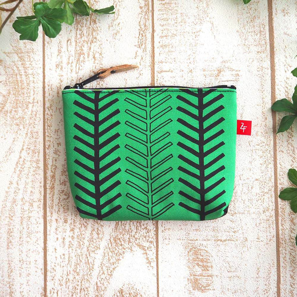 《送料無料》ふんわりミニポーチ 森 1枚目の画像