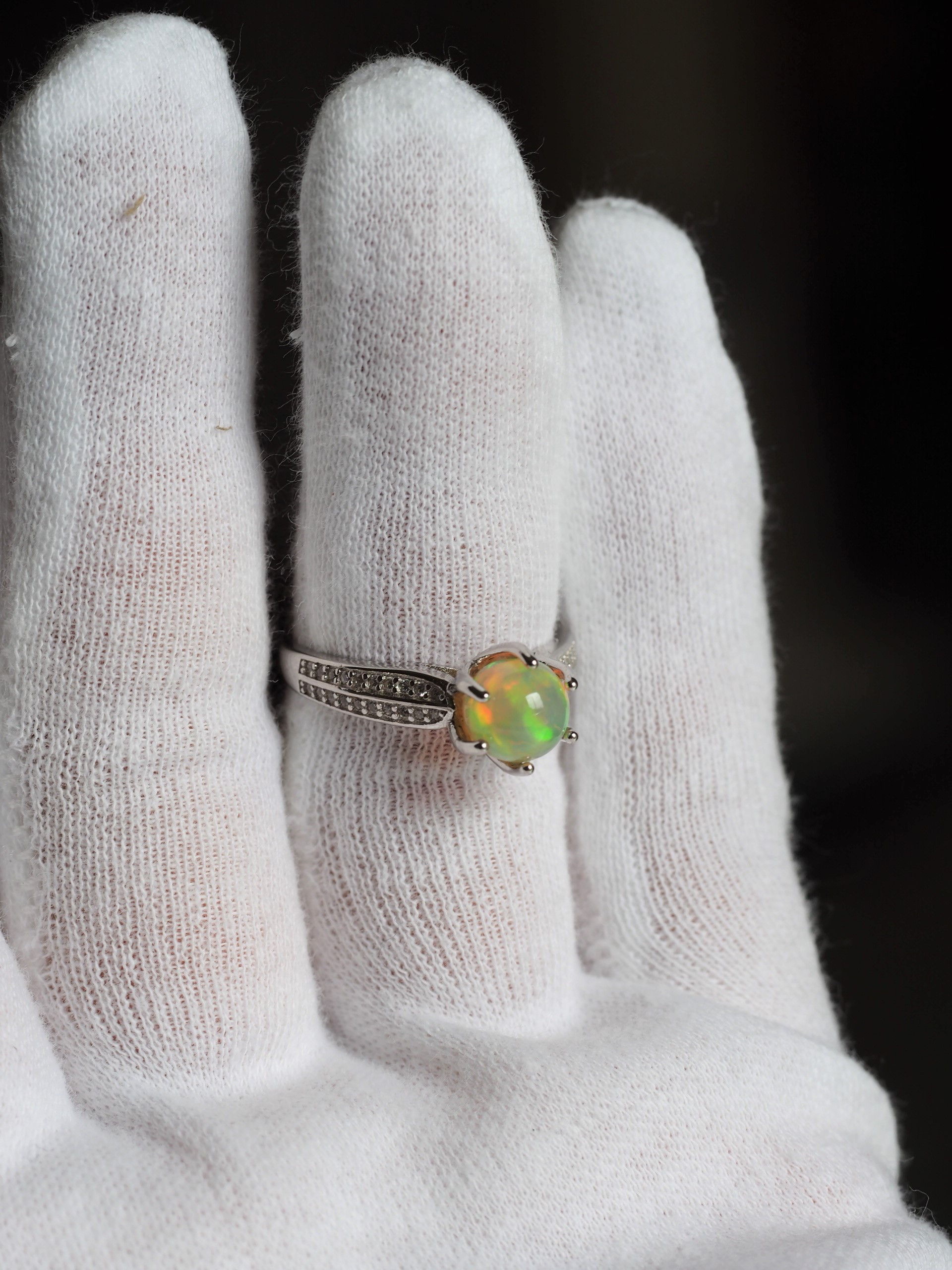 エチオピアオパール８（球）　S925Zcクラウンデザインリング❀