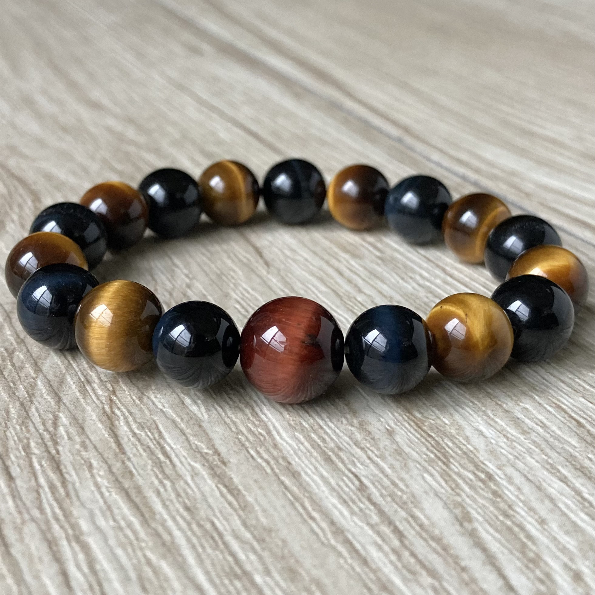 3色のタイガーアイで手元を引き締める/3色タイガーアイ/ 天然石 ストーン ブレスレット