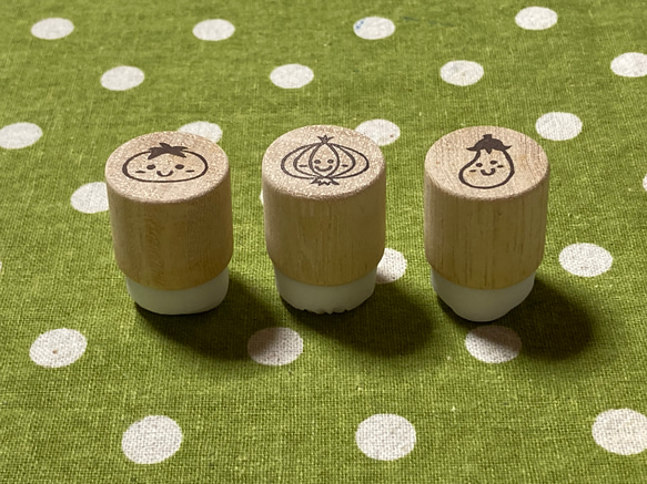 【再販】お野菜3兄弟はんこ☆ 3枚目の画像