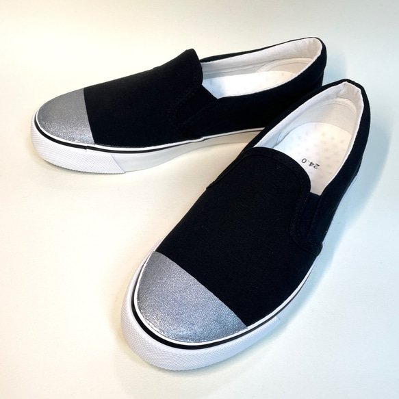 銀色鞋頭一腳蹬（黑色）防水版 22.0cm~29.0cm 第3張的照片