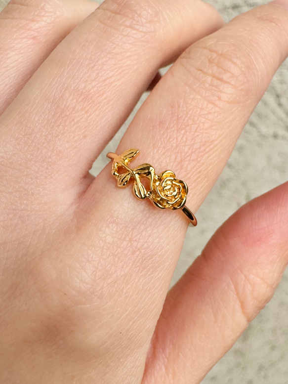 ローズリング/18金コーティング/華やかで上品なバラの指輪/ギフト・記念日に 3枚目の画像