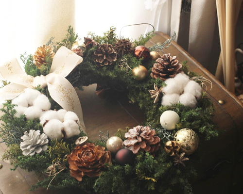 クリスマスリース（Mサイズ） プリザーブドフラワー petit chocolat