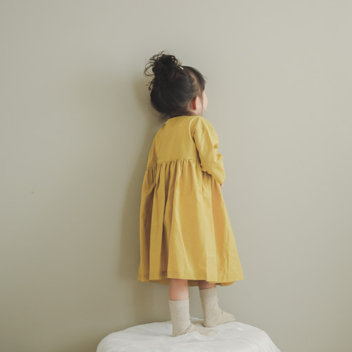 在庫限り》マスタードのナチュラルワンピース《80cm》女の子 春色  