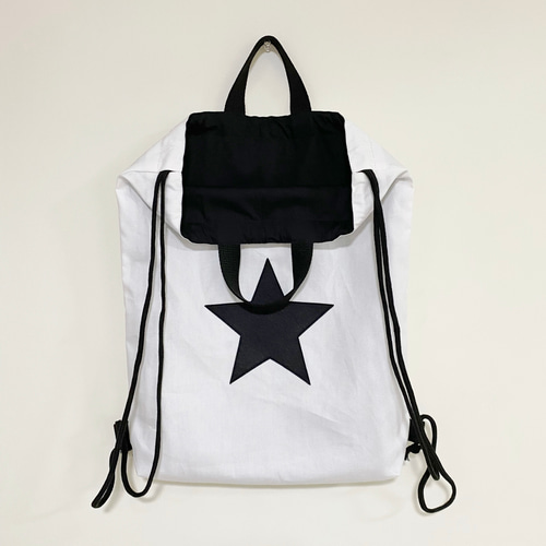 送料無料》持ち手付き大きなナップサック（体操服入れ）白×黒スター