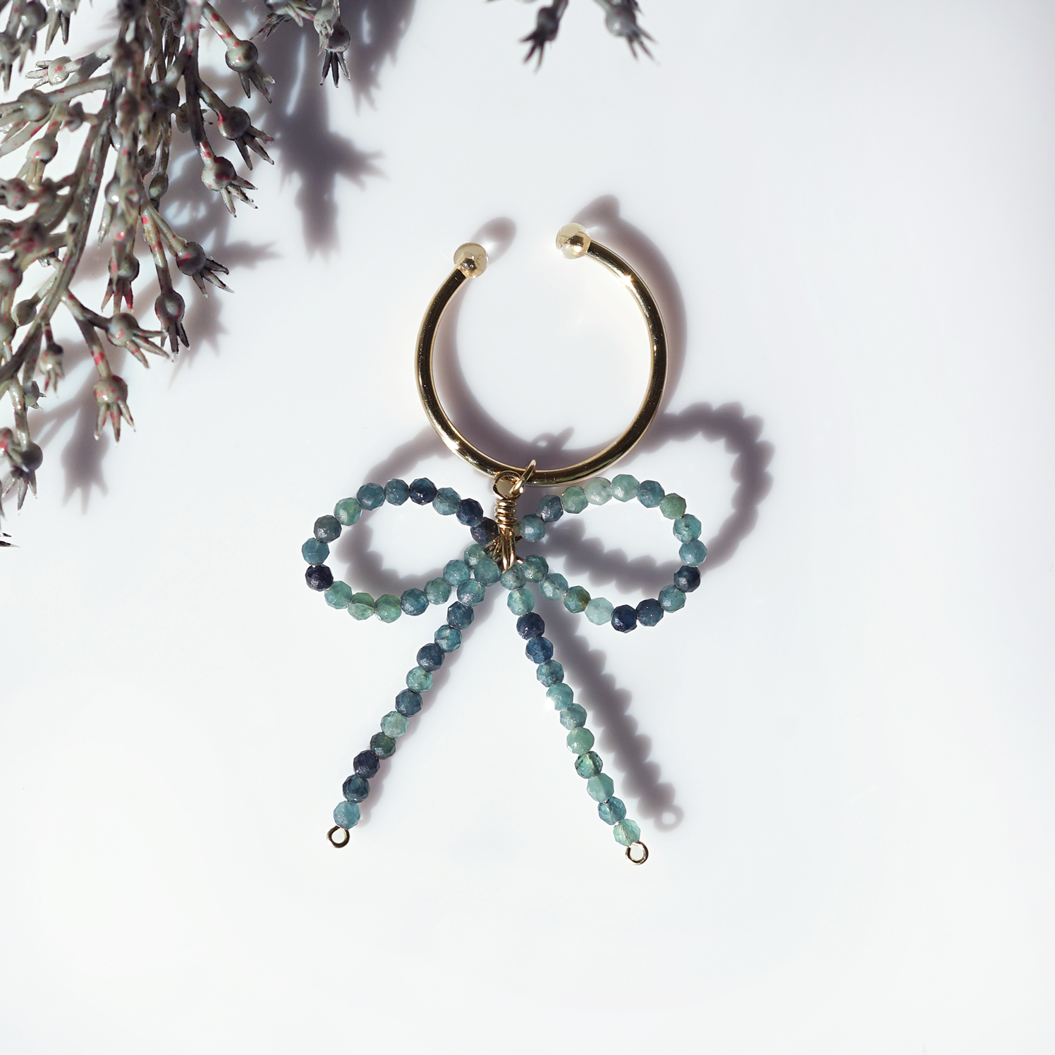 14KGFブルートルマリンのリボンイヤーカフ　～Tourmaline ribbon