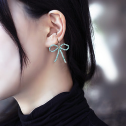 14KGF 祖母綠絲帶耳環 ~ 祖母綠絲帶 第1張的照片